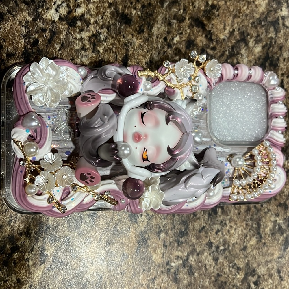 CUSTOM MADE IPHONE 13 PROMAX CASE! BRAND NEW!!